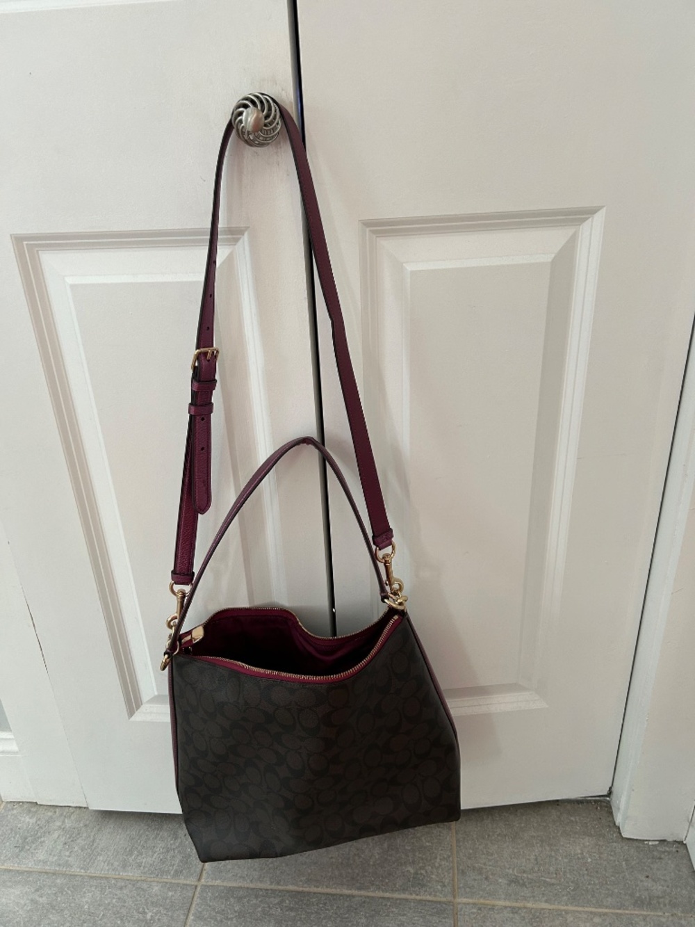 Coach Metallic berry color and brown signature bag - Picture 5 of 10